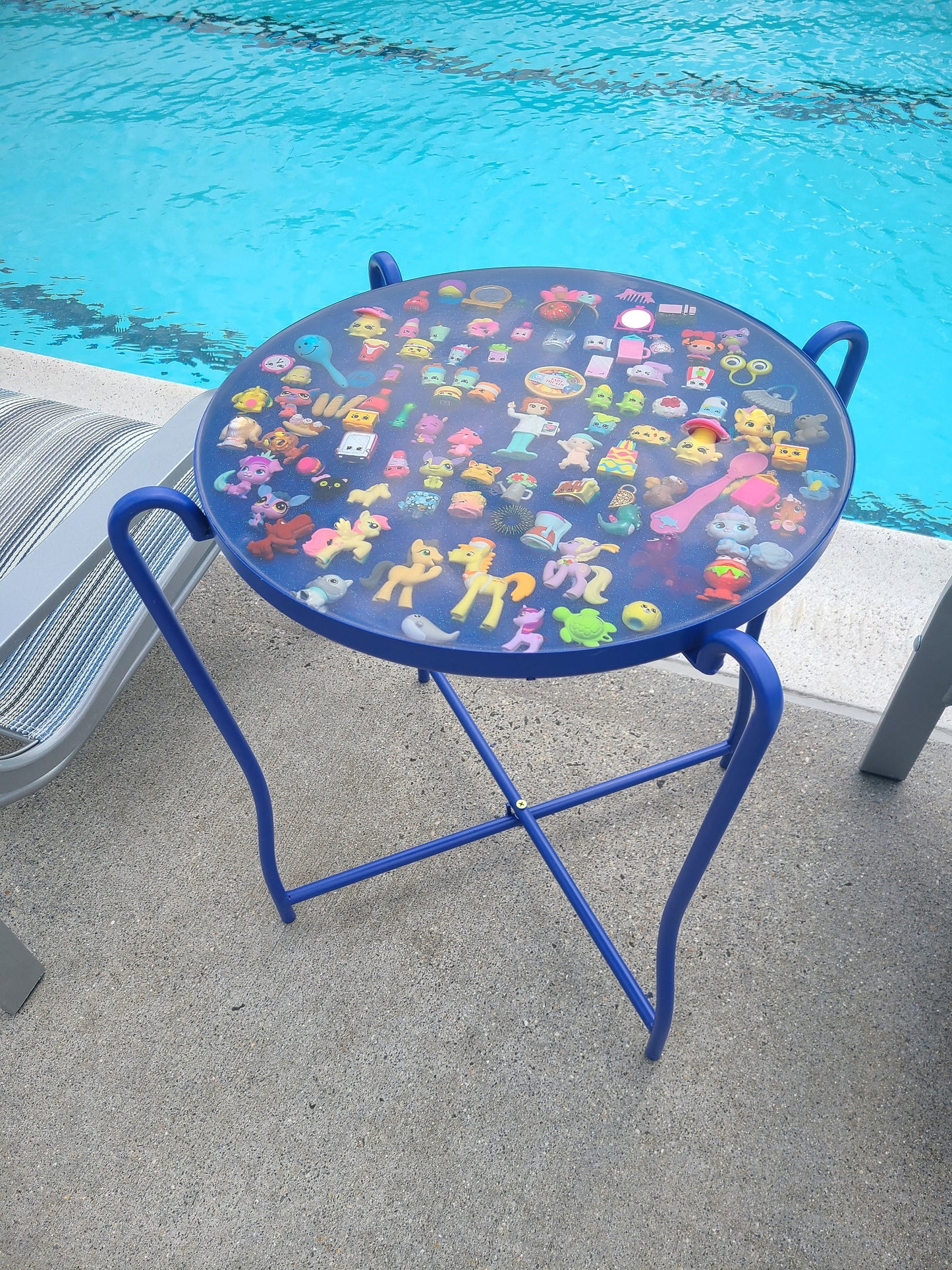 Keepsake Toy Table - Resin Side Table with Toys (20 5/8" x 17 1/2")