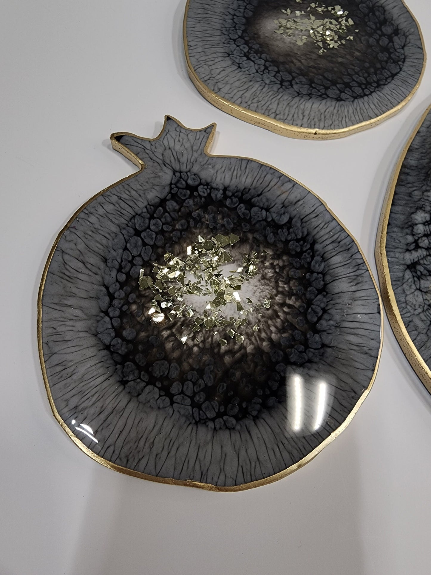 Black Pomegranate Resin Tray and Coasters Set – Charcuterie Board