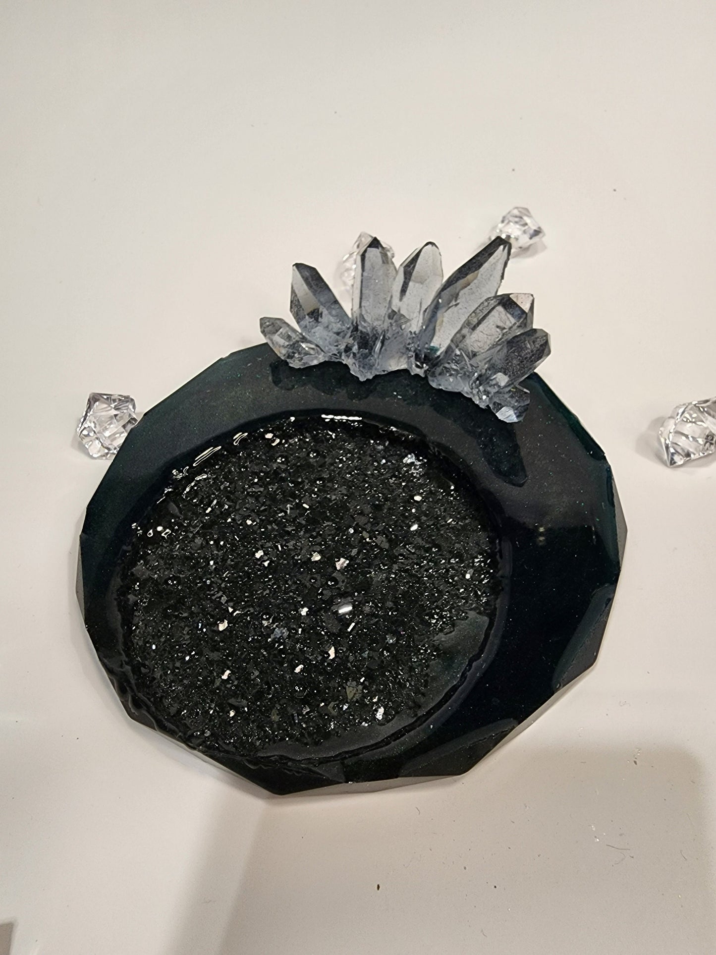 Crystal Resin Ring Dish: Handmade Jewelry Holder