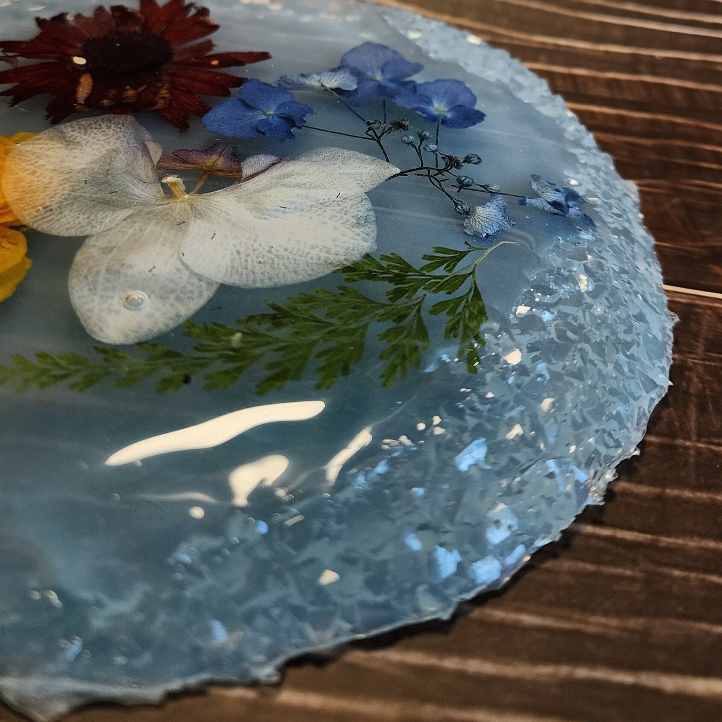 Crystal Flower Resin Tray – Handmade Jewelry & Dessert Display