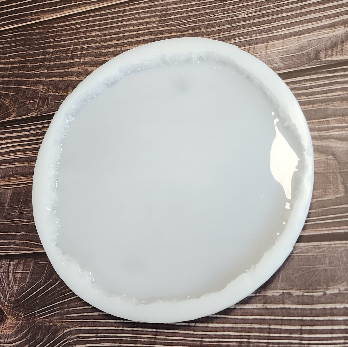 10" Geode Round Silicone Mold – Serving Tray with Crystal Edges