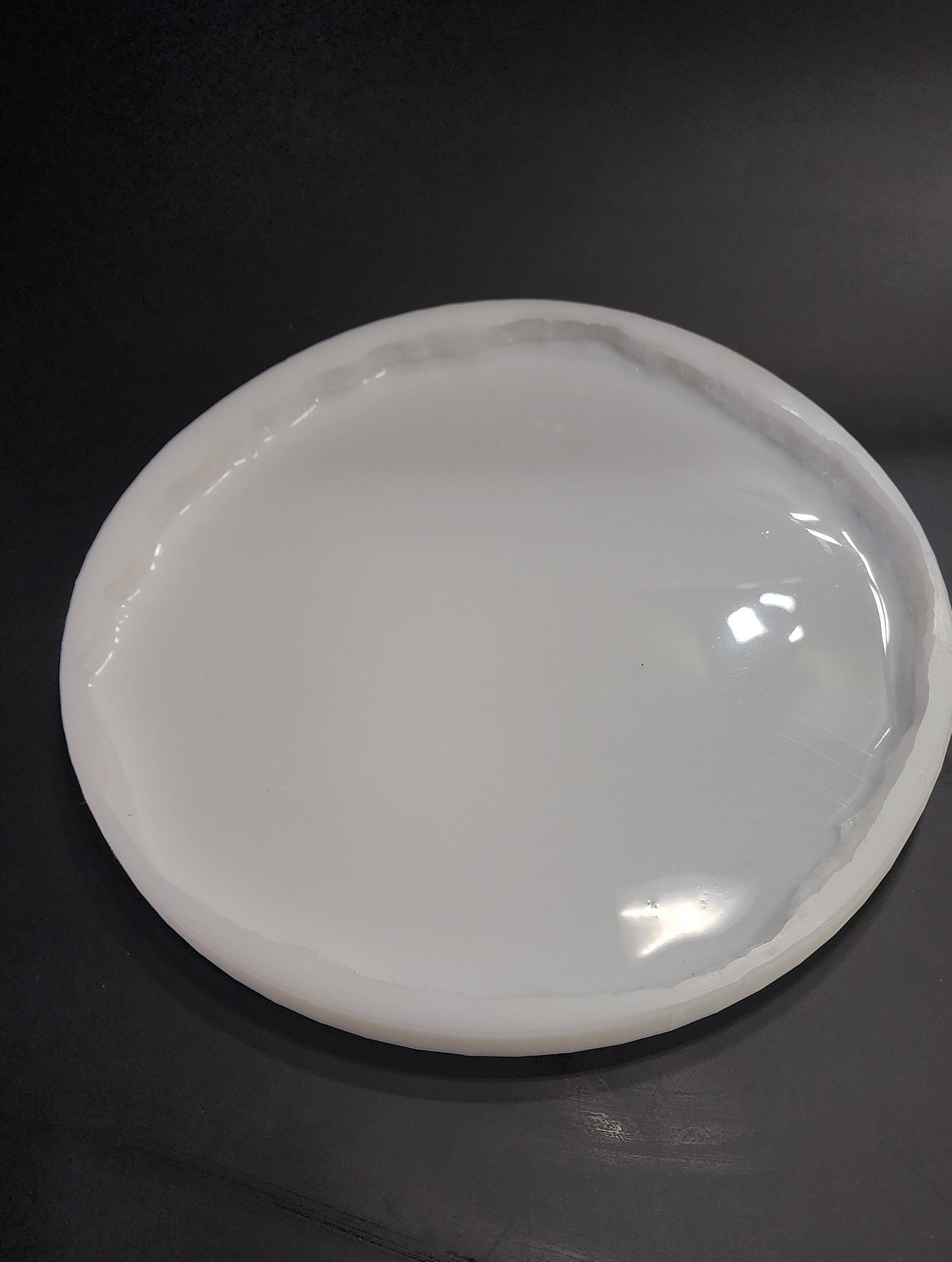 10" Shiny Geode Round Silicone Serving Tray Mold