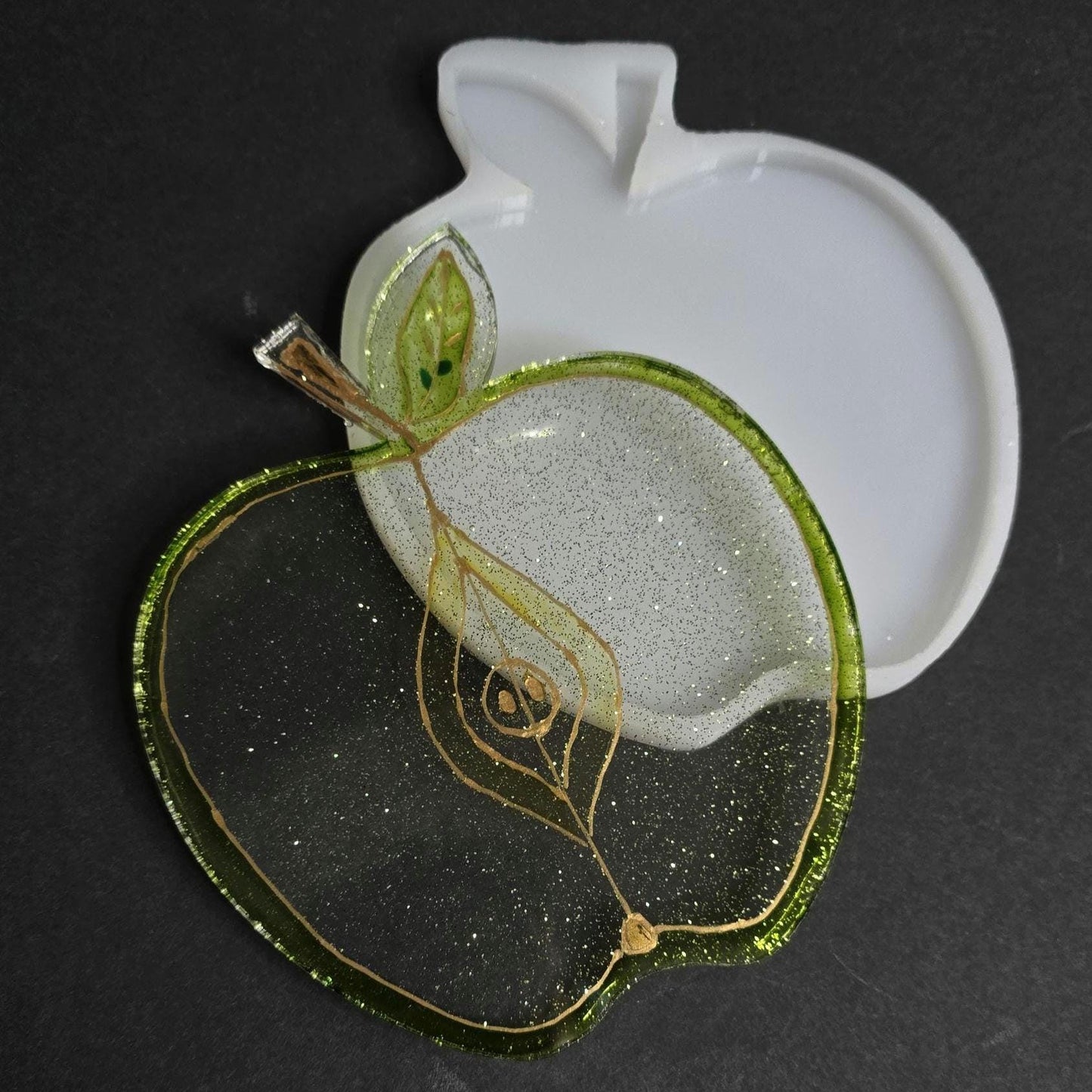 Apple Silicone Mold Coaster UPGRADED: Resin Art Craft (5.5" x 6.5")