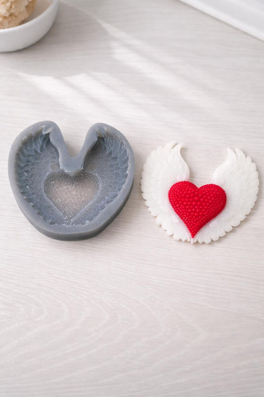 Angel Wings Heart Silicone Mold, Winged Heart Resin Mold for Soap Candle Chocolate Fondant Polymer Clay, Valentine Romantic Craft Decor